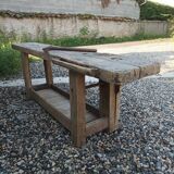 Carpenter's workbench
