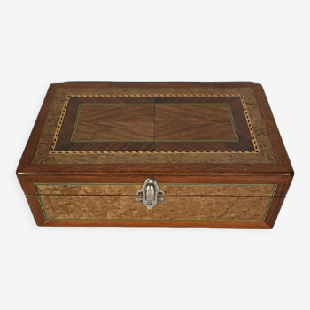 Box in various wood marquetry – early twentieth