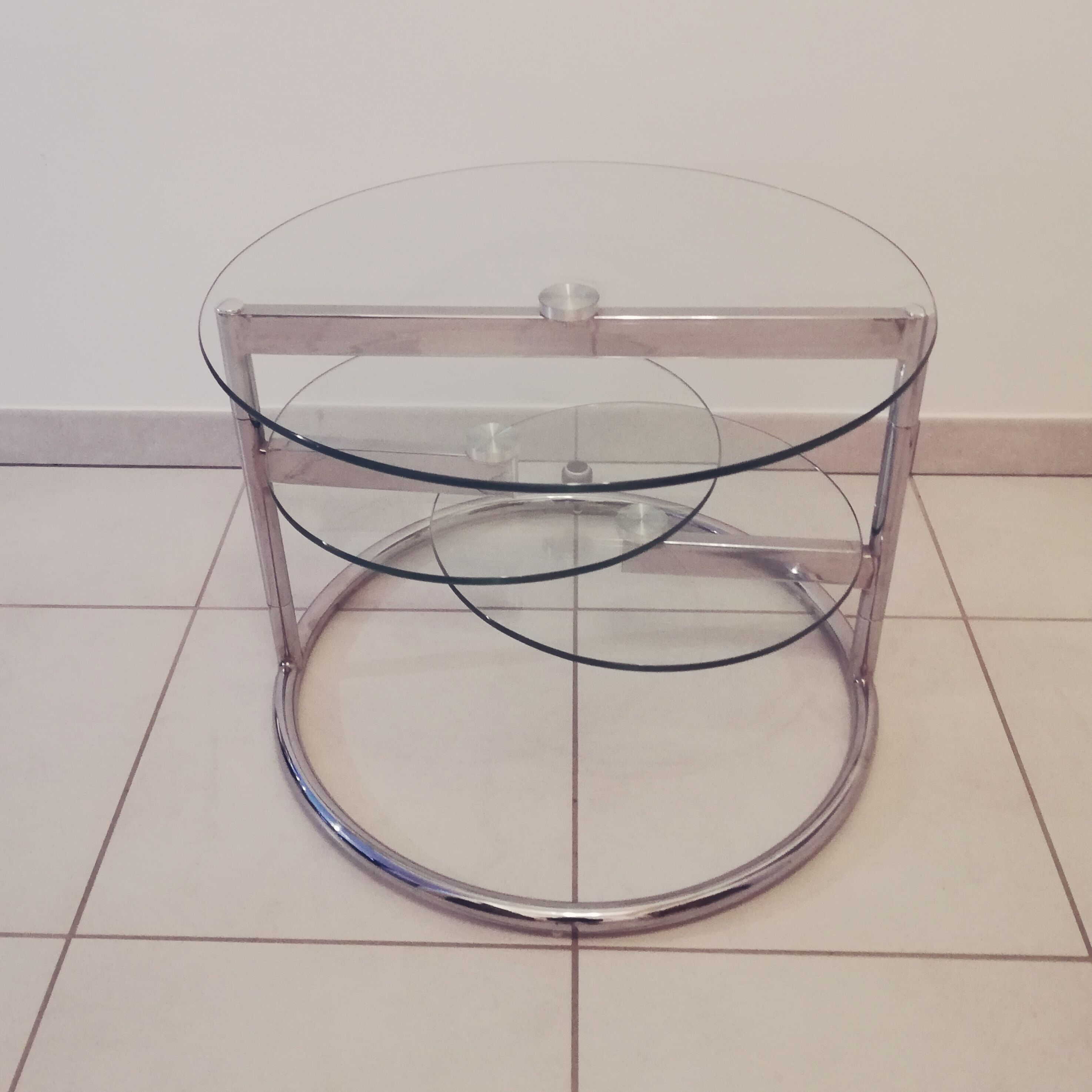 3-tray glass round coffee table
