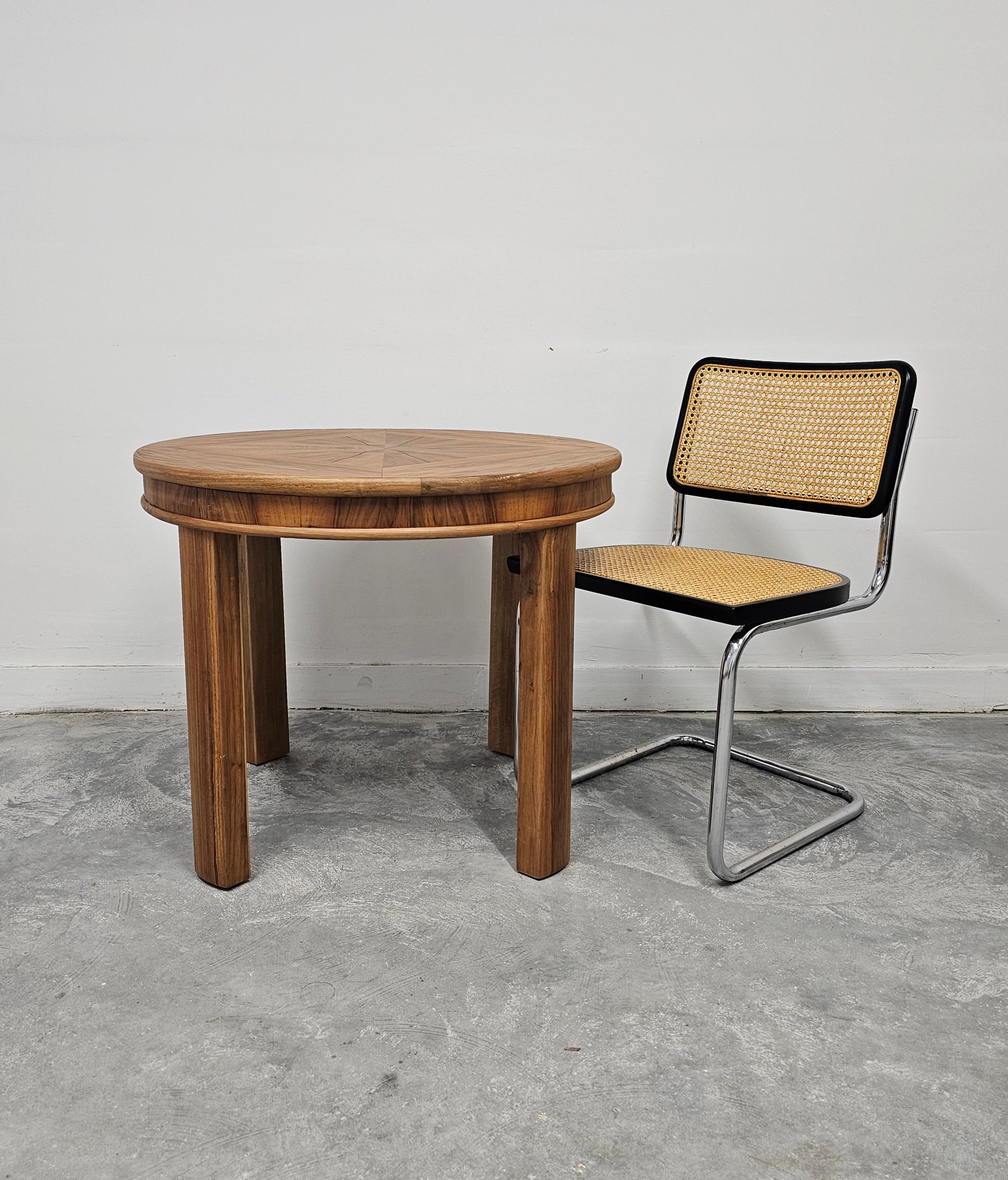Art Deco Round Side Table in Walnut 1930s