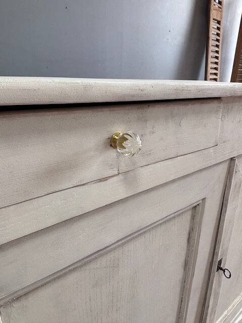 pretty Parisian sideboard with its white patina