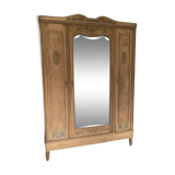 Mirror cabinet