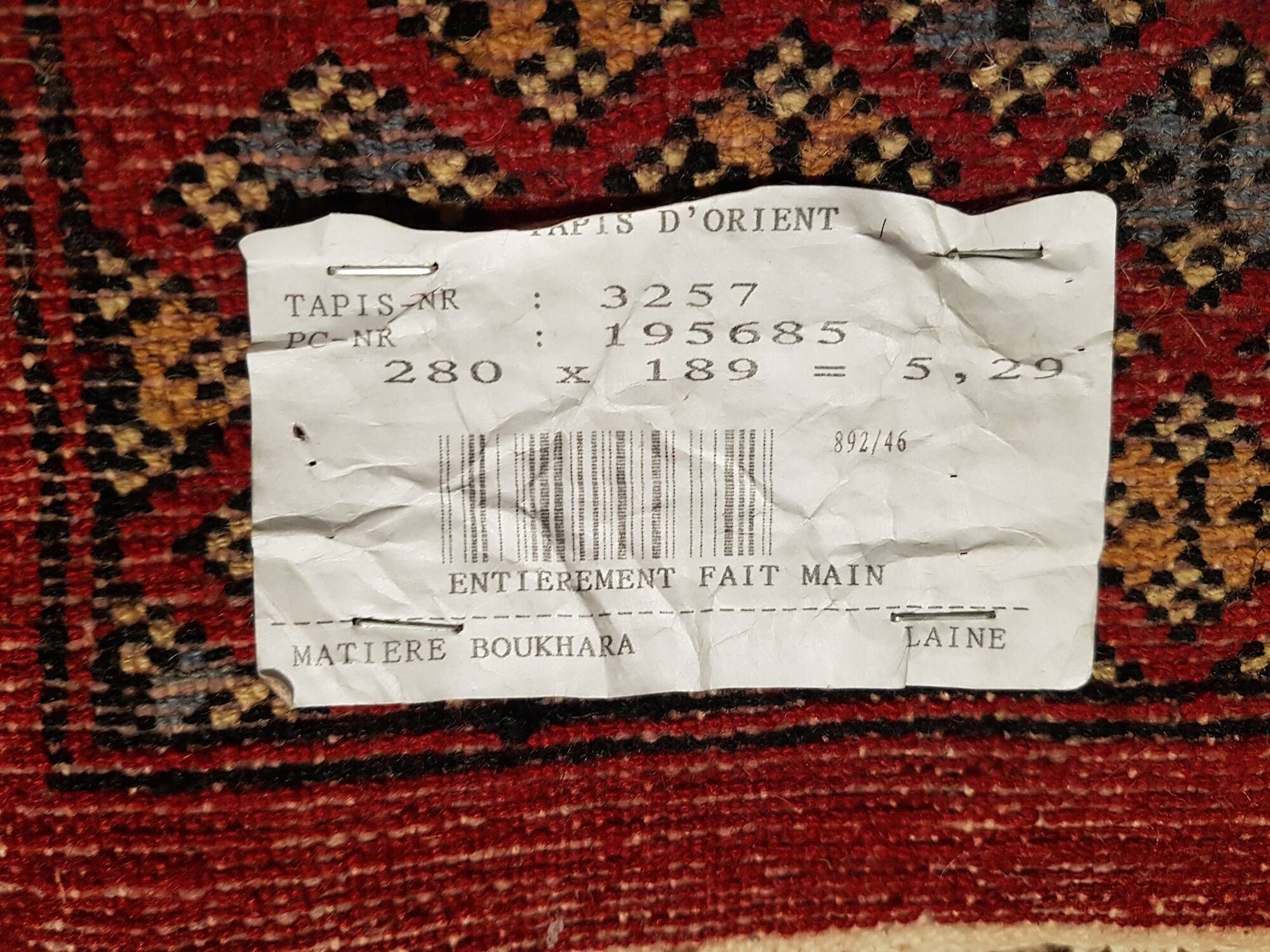 Tapis d'orient boukhara en laine entièrement fait main