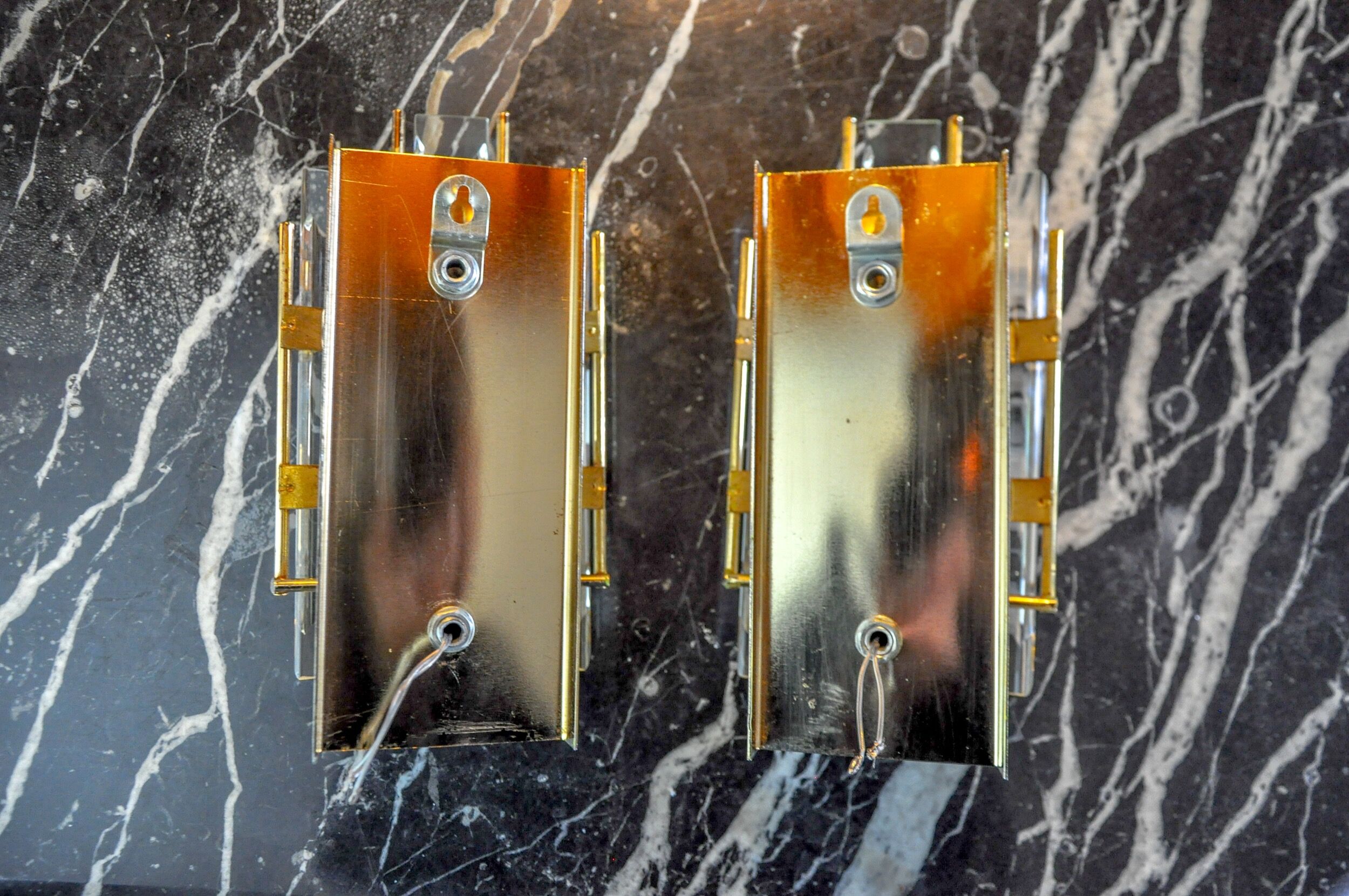 Pair of Venini wall lamps, half-moon glass, murano, Italy 1970