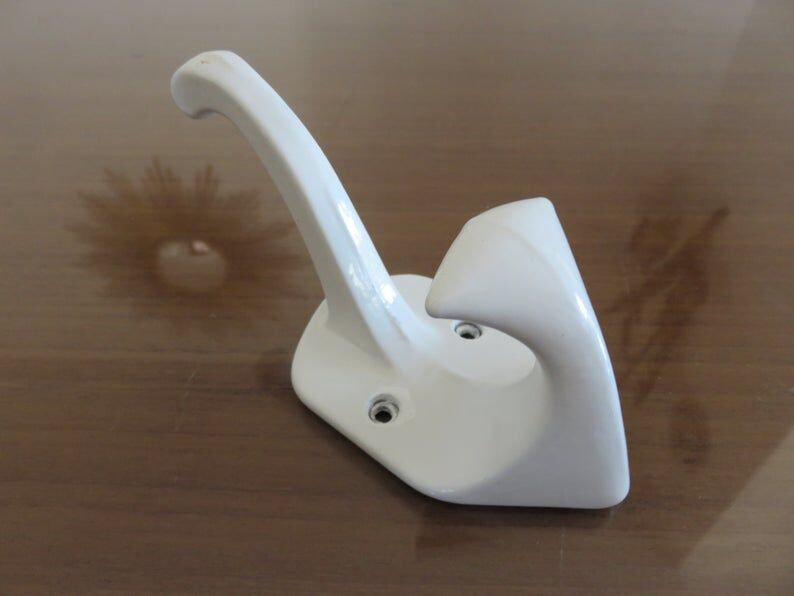 White lase metal patère 70s