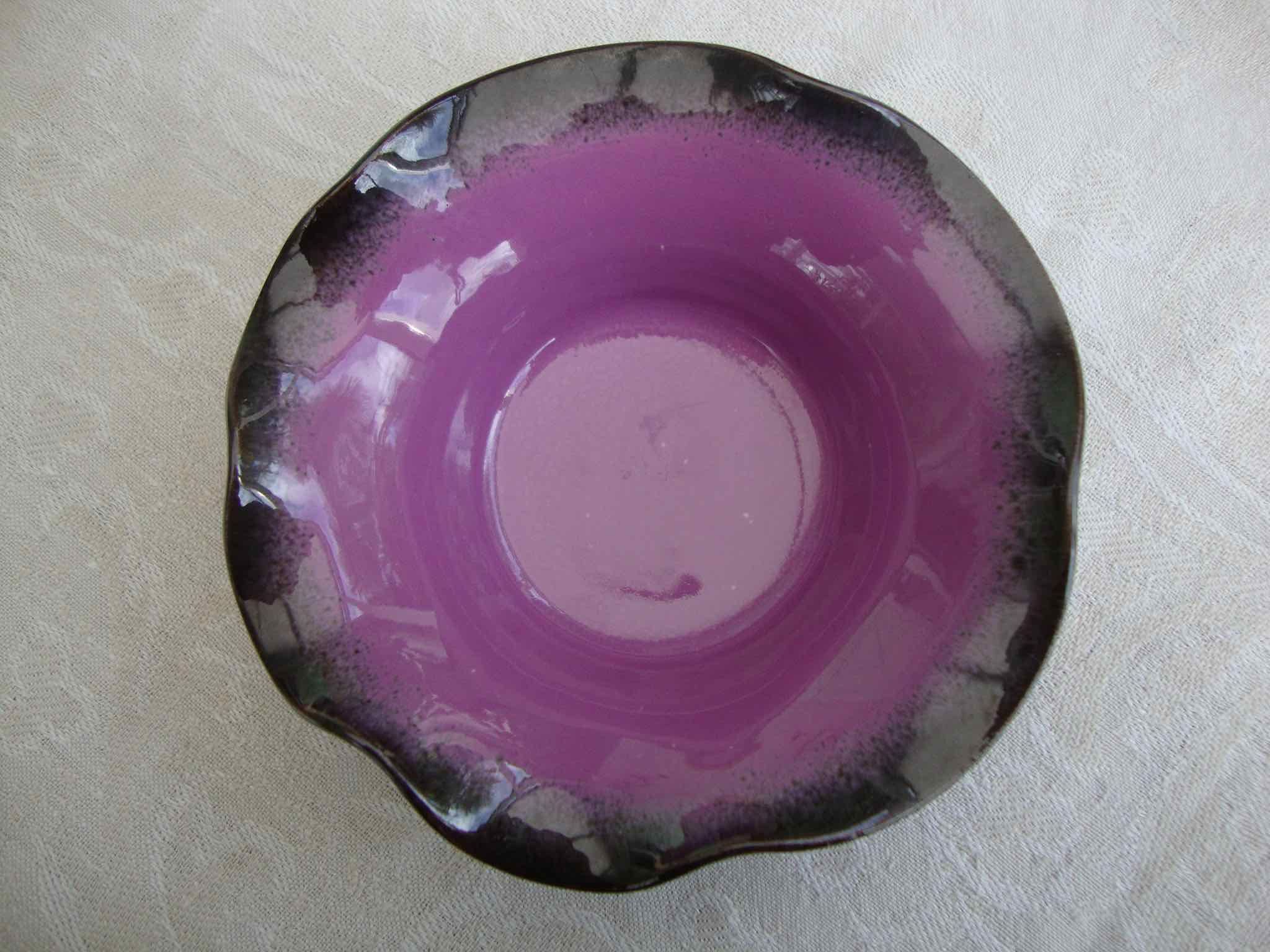 2 old ceramic cups