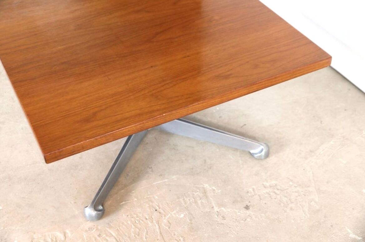 Table basse par Osvaldo Borsani pour Tecno, Italie, années 1950