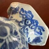 Delft gourd vase 18th century