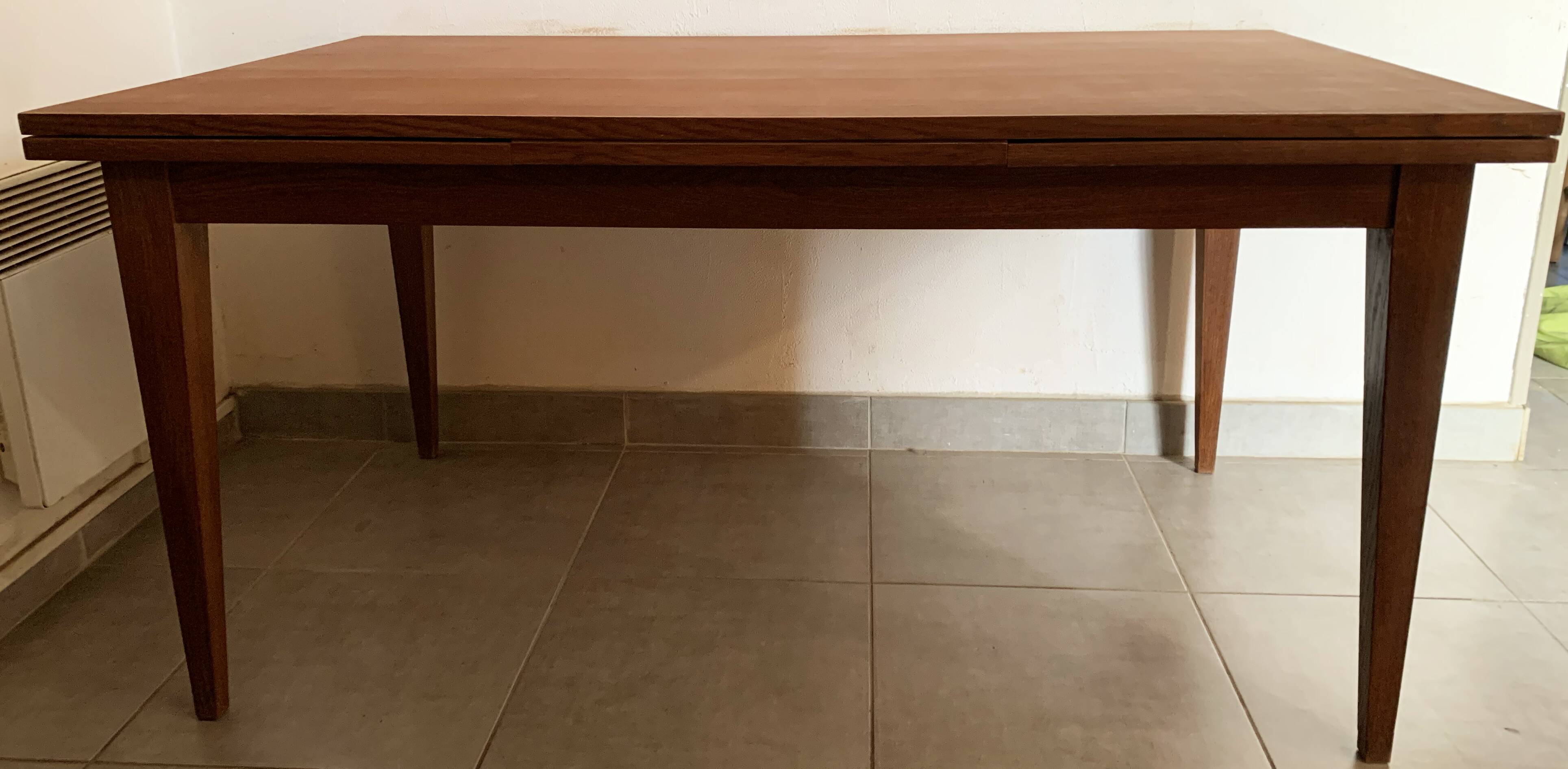 Grande table de ferme en chene des années 50 extensible