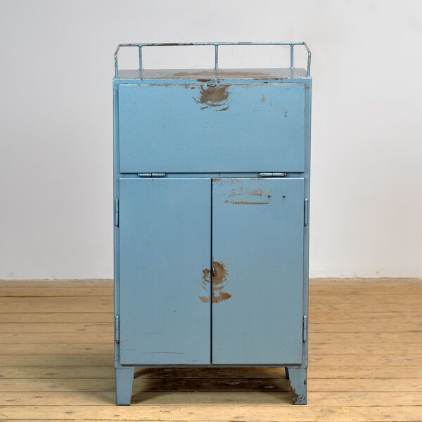 Armoire industrielle à quatre tiroirs des années 1970