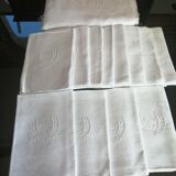 Damask tablecloth and 12 towels