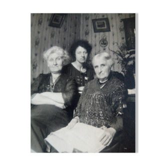 Photographie années 20, Trois femmes posant pour une photo, Madame Lechanteur