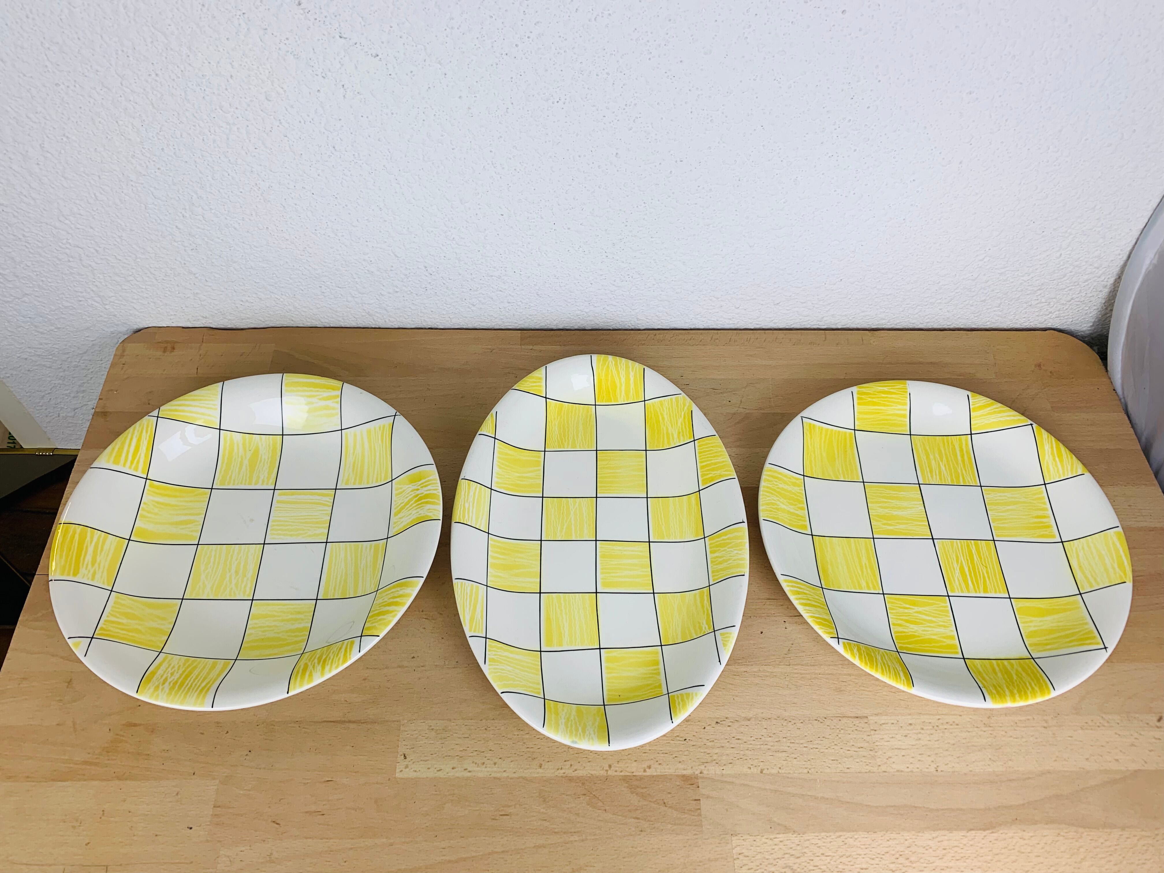 3 cambridge serving dishes by Salins