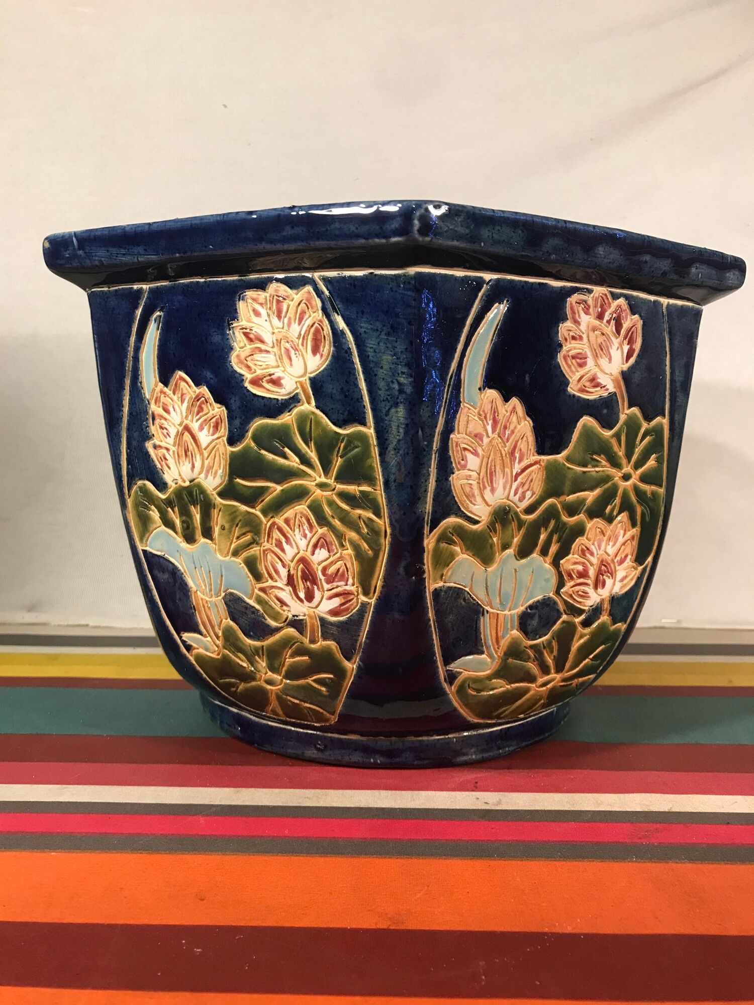 Ceramic pot cover