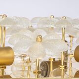 Magnificent small wall lamp/ceiling fixture in glass in the shape of a flower E. Palme, Germany.