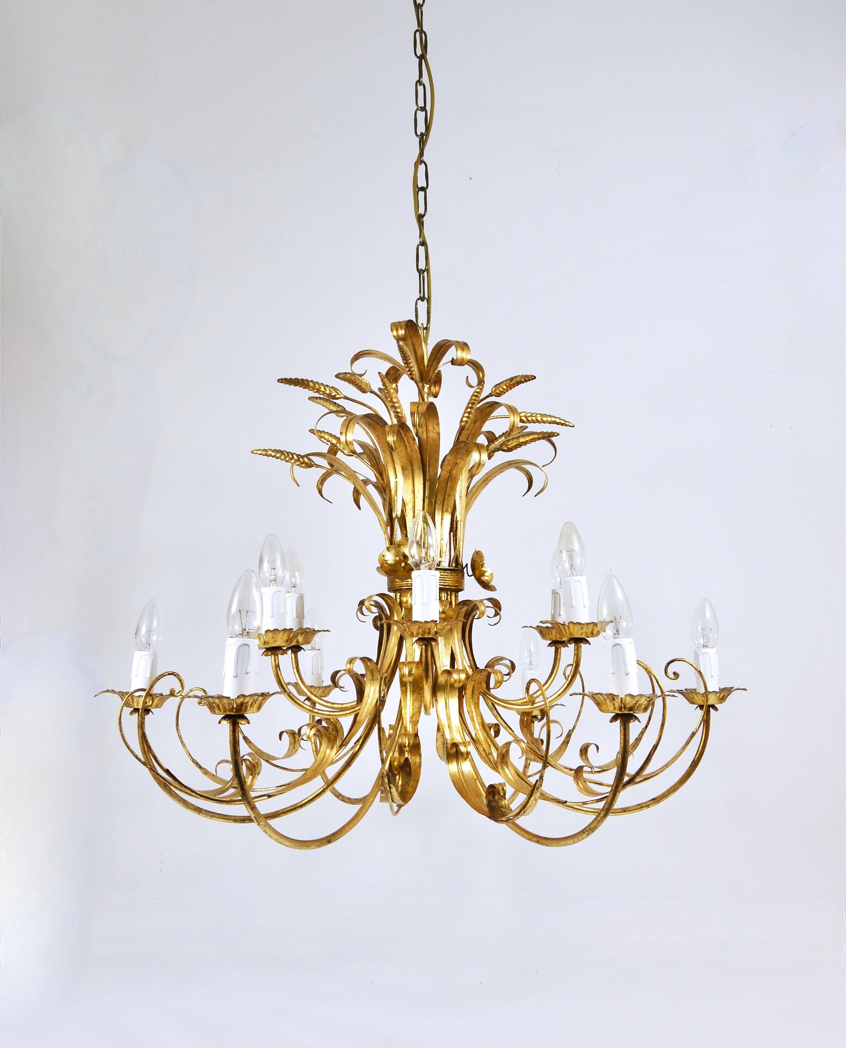 Hans Kögl XL Hollywood Regency golden wheat floral bouquet in iron, 1970s