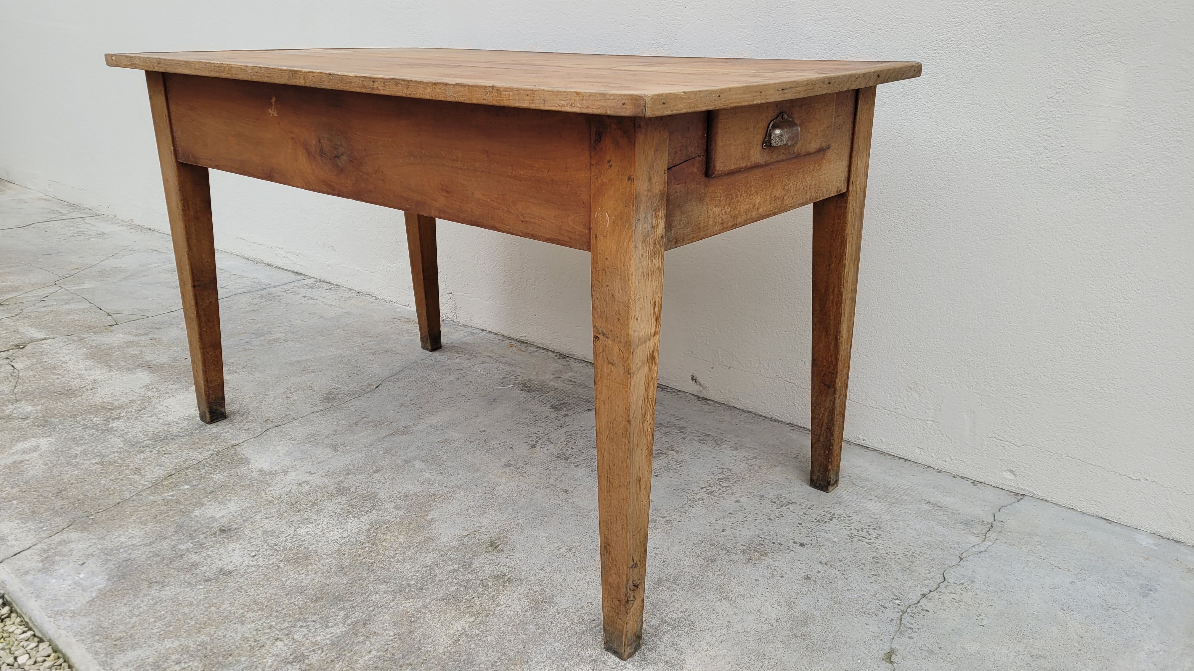 Farmhouse table in fruit tree 2 drawers period 1900 -1m27
