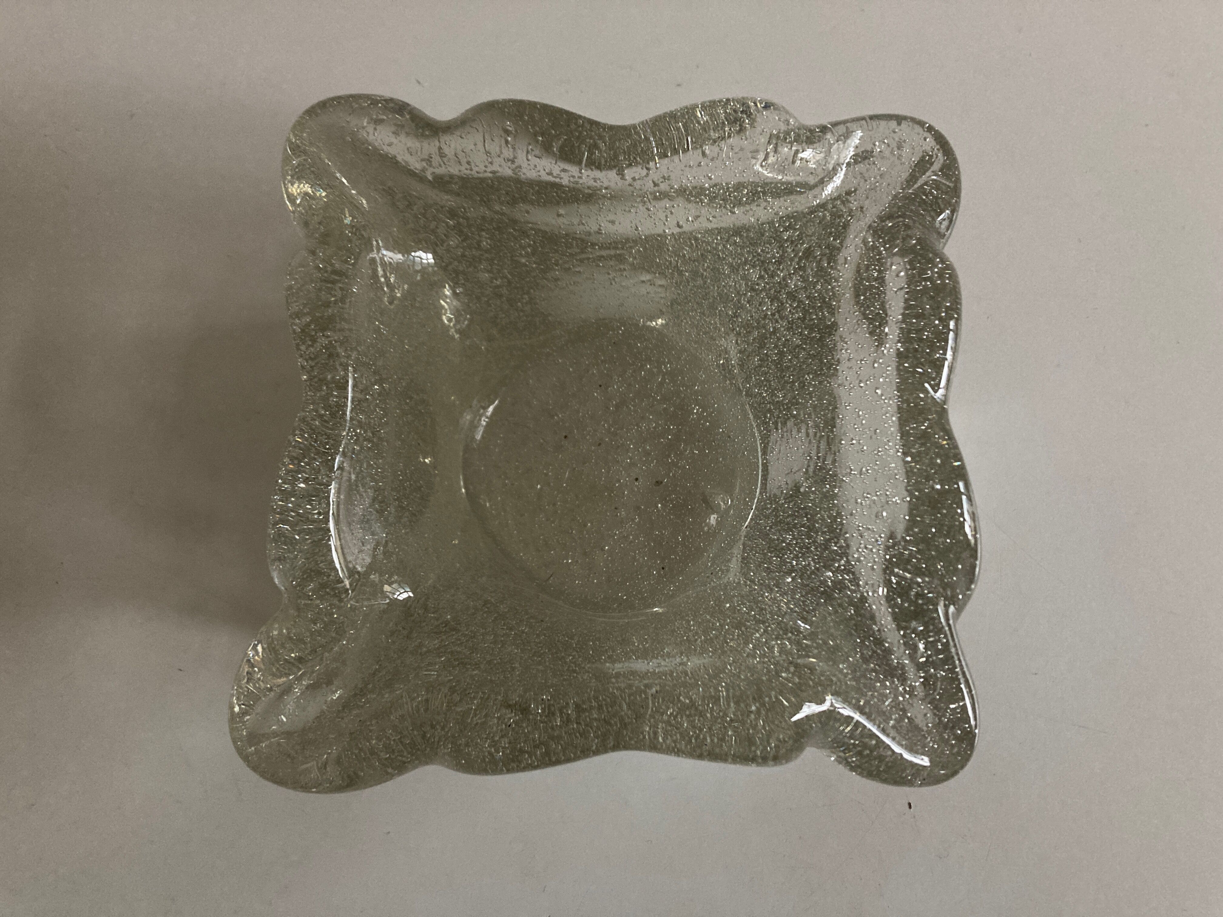 Cendrier massif en verre soufflé travail italien 1960