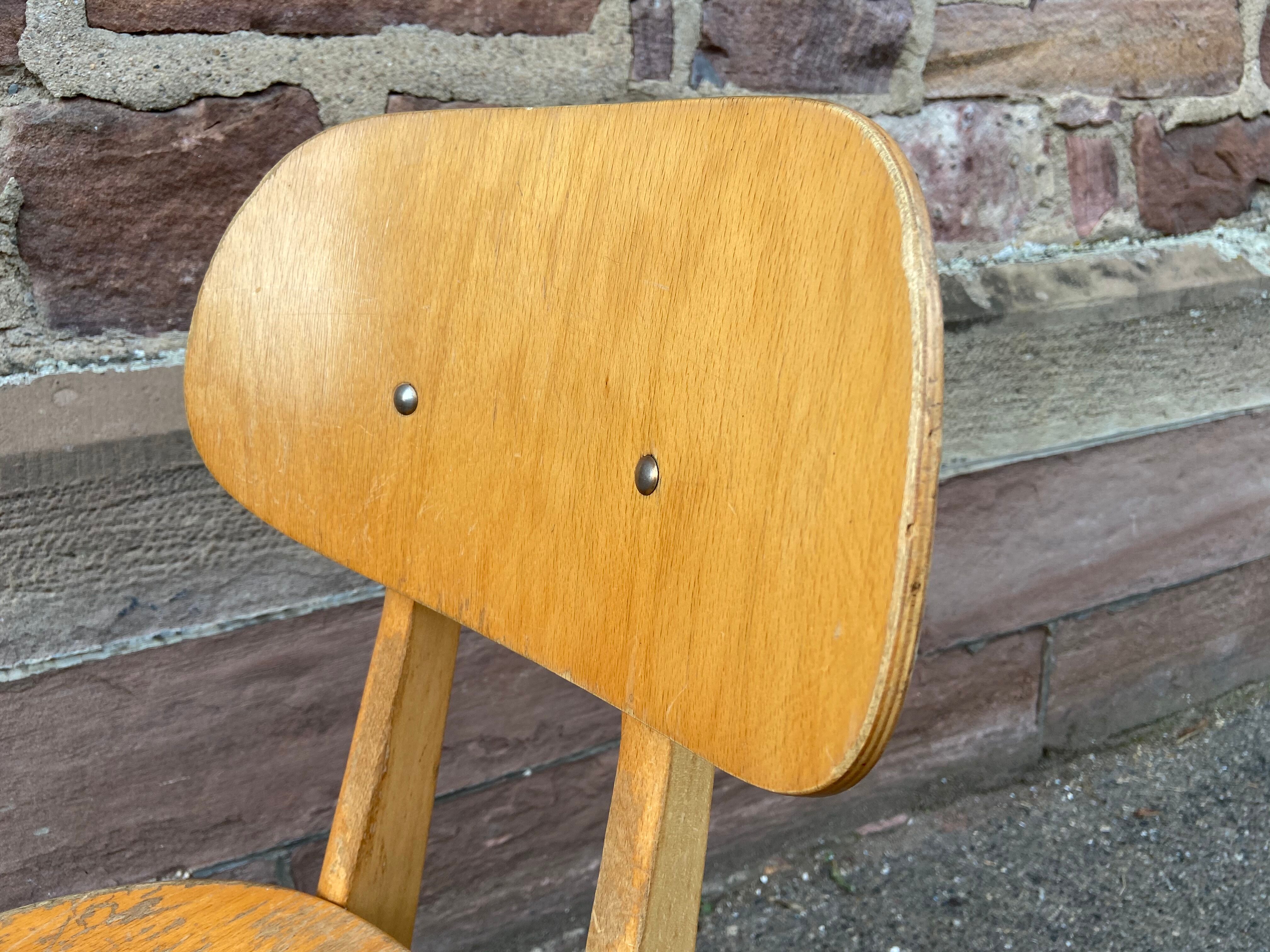 Pair of Casala vintage 1960 mid-century design adult school chairs