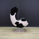 Egg chair de Arne Jacobsen en cuir de vache