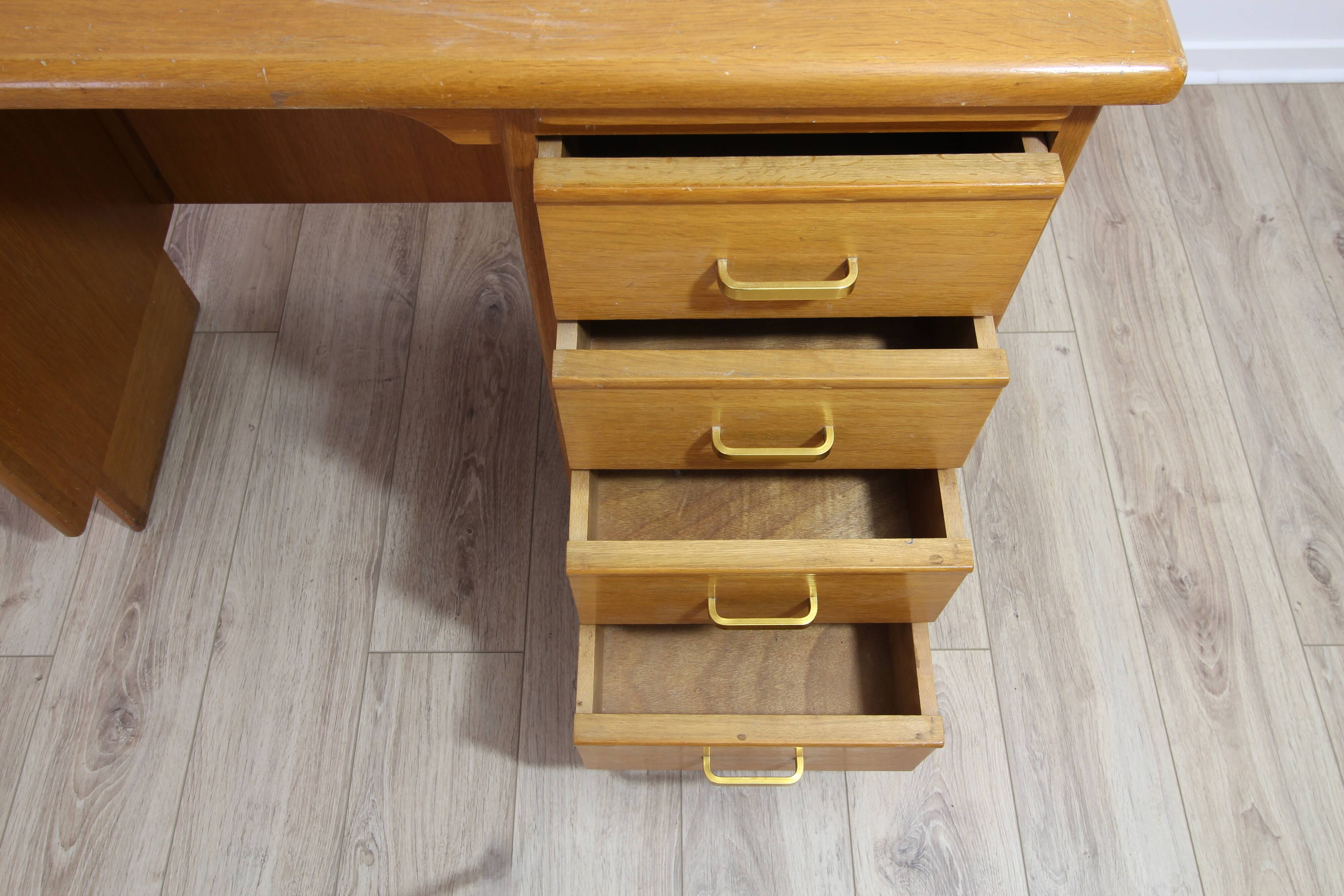 Vintage light wood desk – 1960s/70s – mid-century modern style