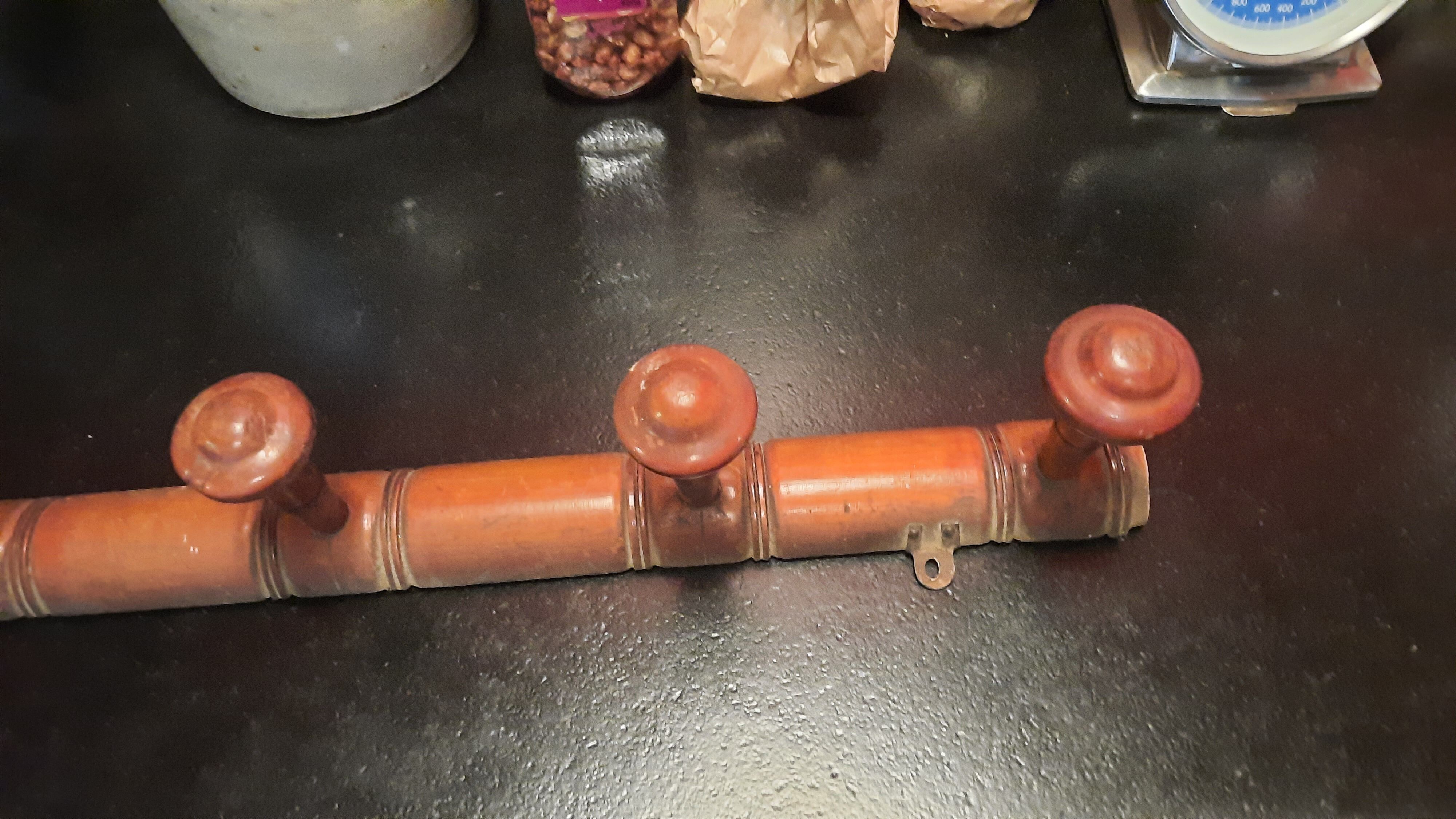 Wall coat rack 5 wooden hooks