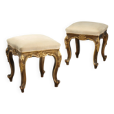 Paire de tabourets éclectiques anciens en bois sculpté et doré, XIXe siècle