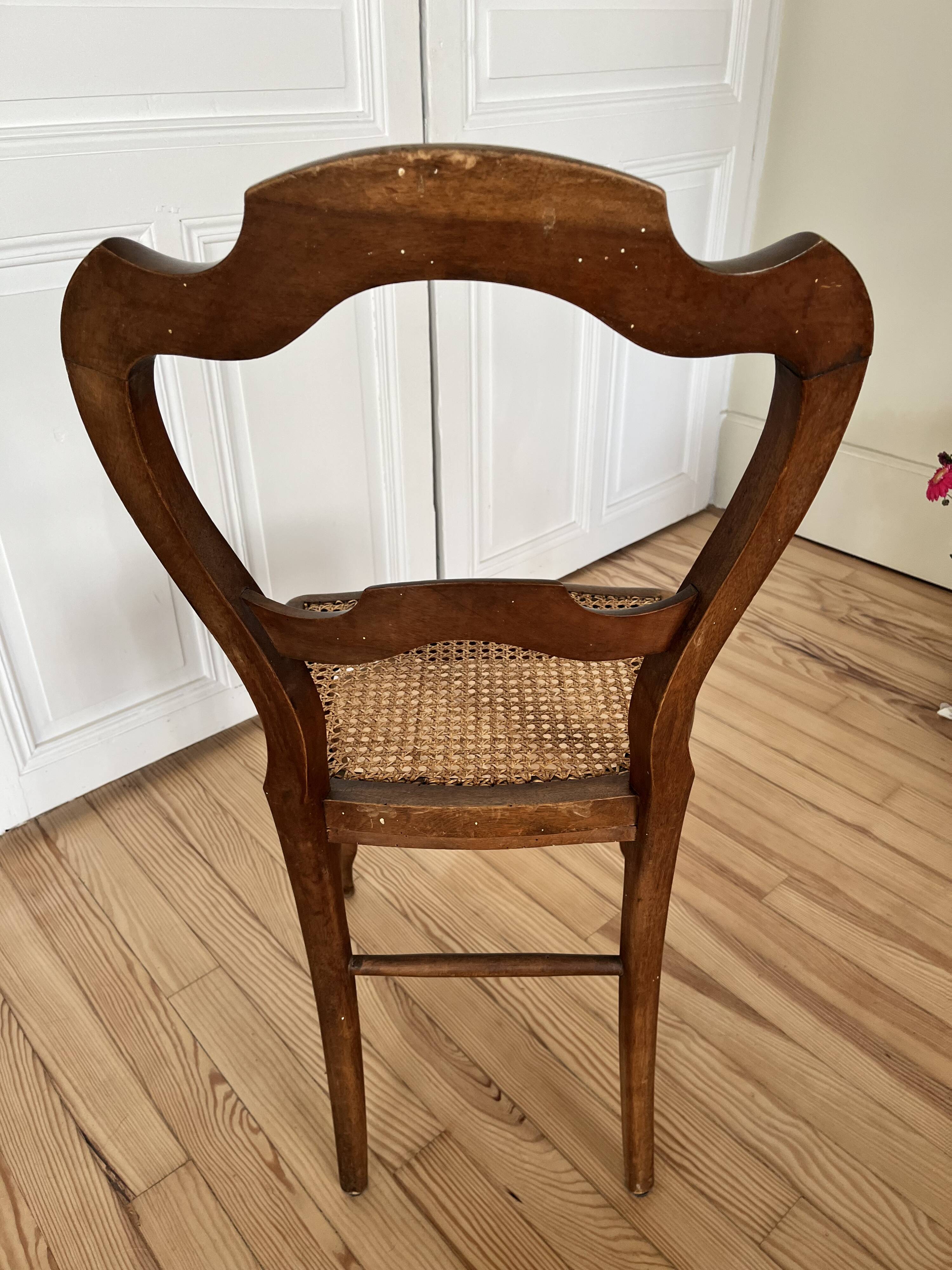 Chaises style Louis XV en bois et cannage