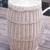Pan with wicker lid painted white