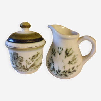 Gien milk jug and sugar bowl duo, Herbier model