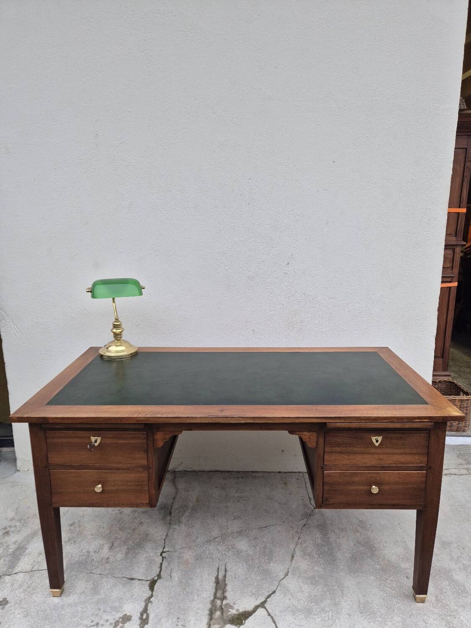 Louis XVI style minister's desk in solid walnut, 4 drawers, old manufacture
