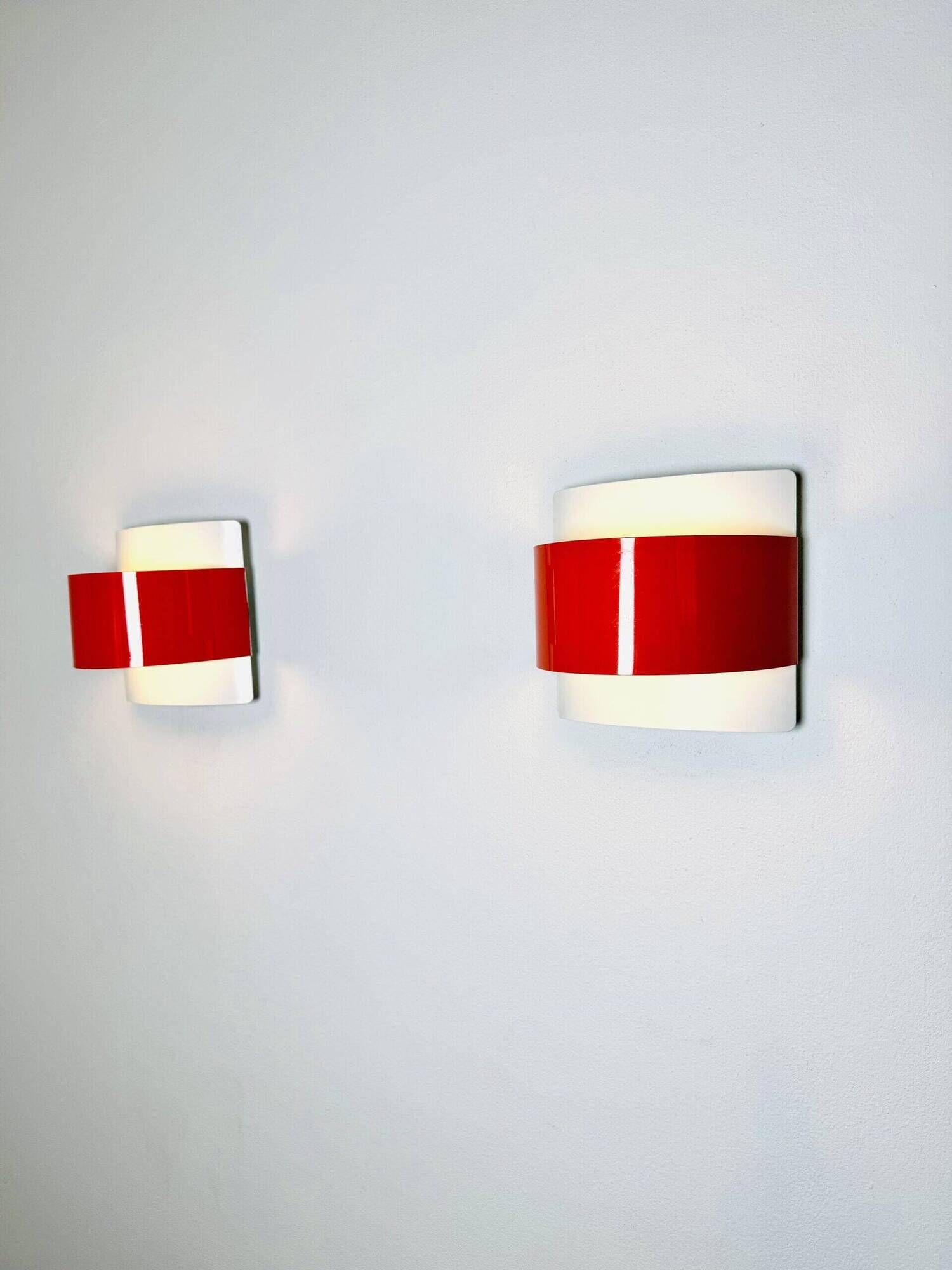 Curved Wall Lamps In Red And White By Peter Celsing For Falkenbergs Belysning, Sweden 1960S