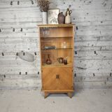 Vintage showcase