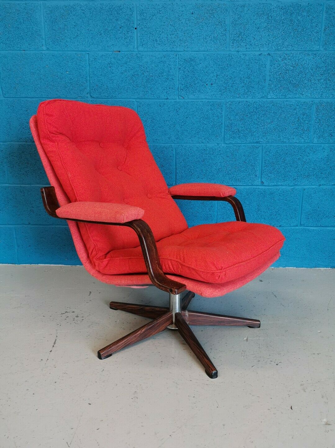 Vintage armchair, 1970s