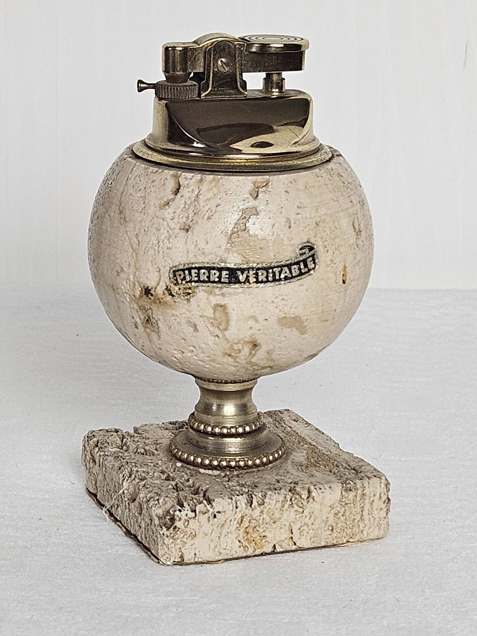 Briquet de table sphérique en travertin véritable – Italie, circa 1970