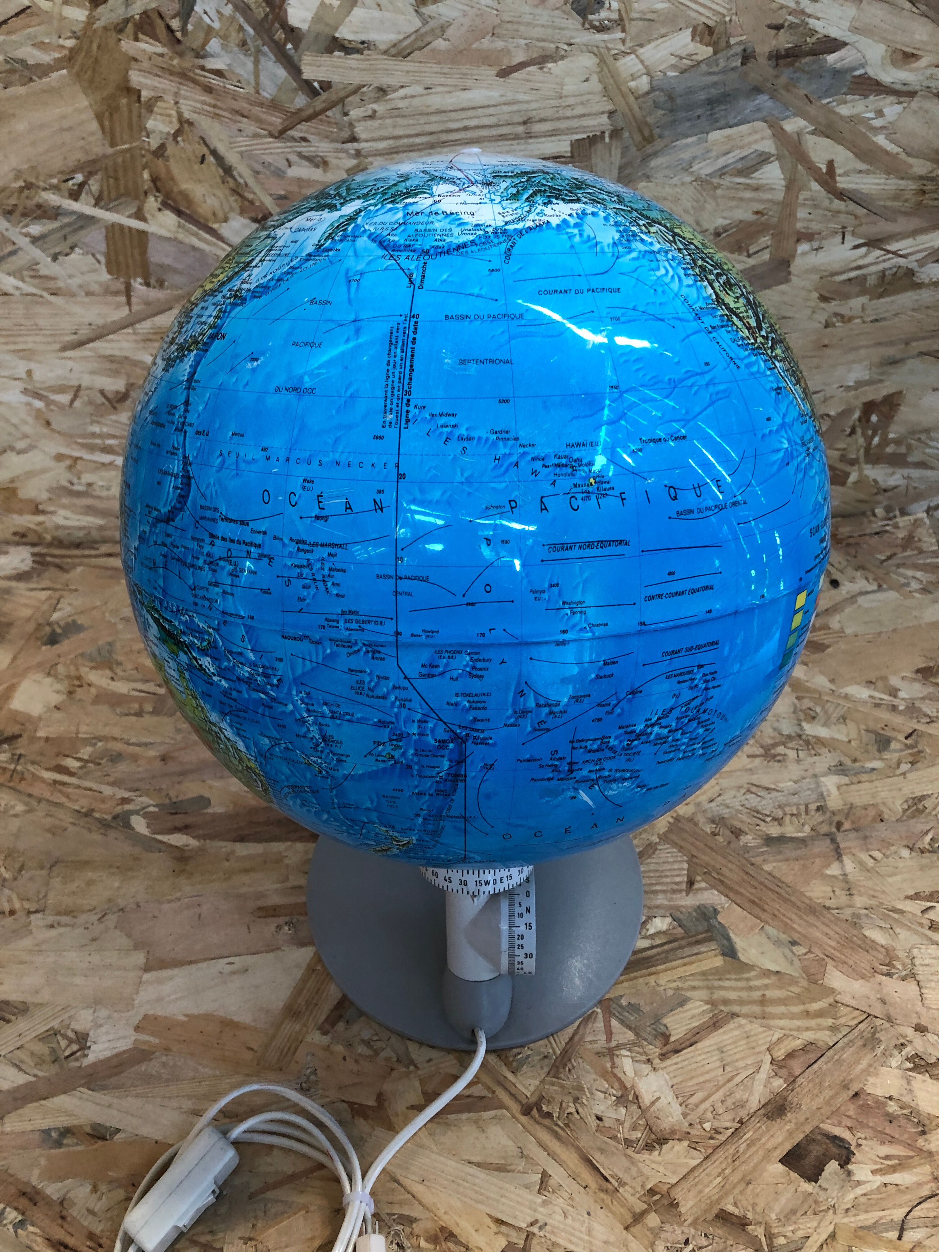 Ancien Globe Terrestre Mappemonde Globe A/S Danemark Type 2000Z Vintage