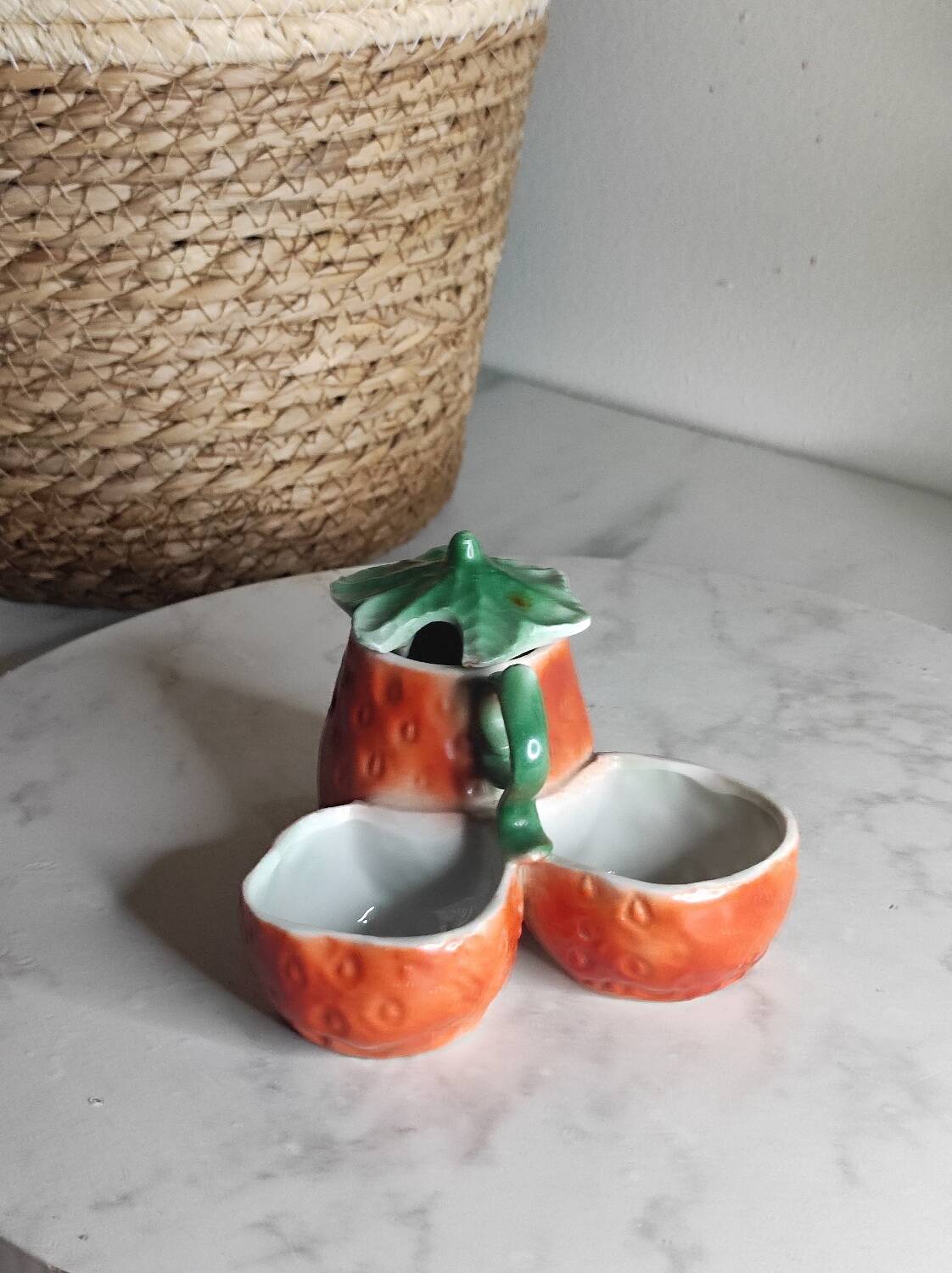 Salt and pepper shakers, mustard pot, slip