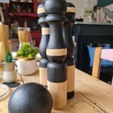 Lot of 3 pins and a black and rough ball