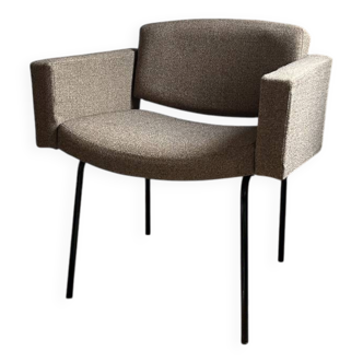 Fauteuil Pierre Guariche