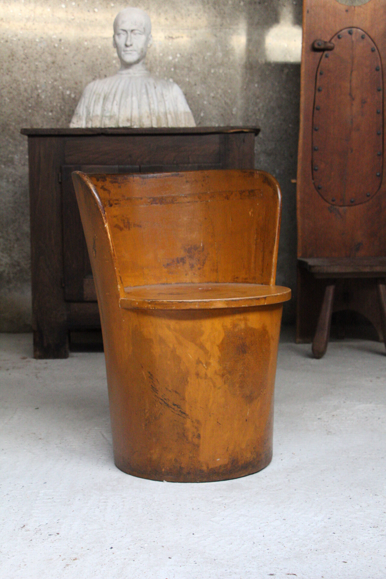 Trunk armchair Kubbstol Suede 1900