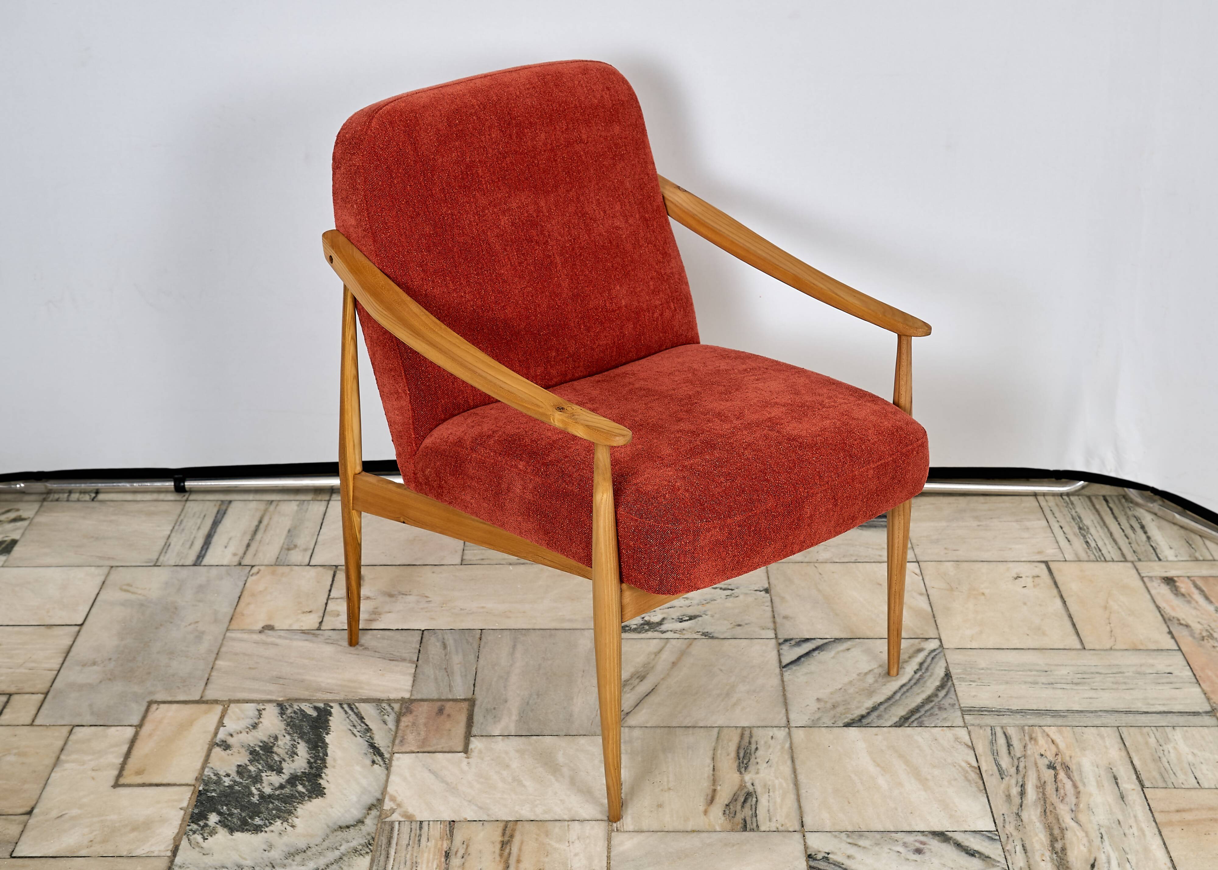 Fauteuil vintage avec repose-pieds Tchécoslovaquie années 1960