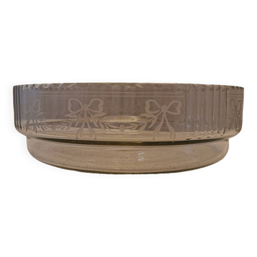 Chiseled glass pocket tray