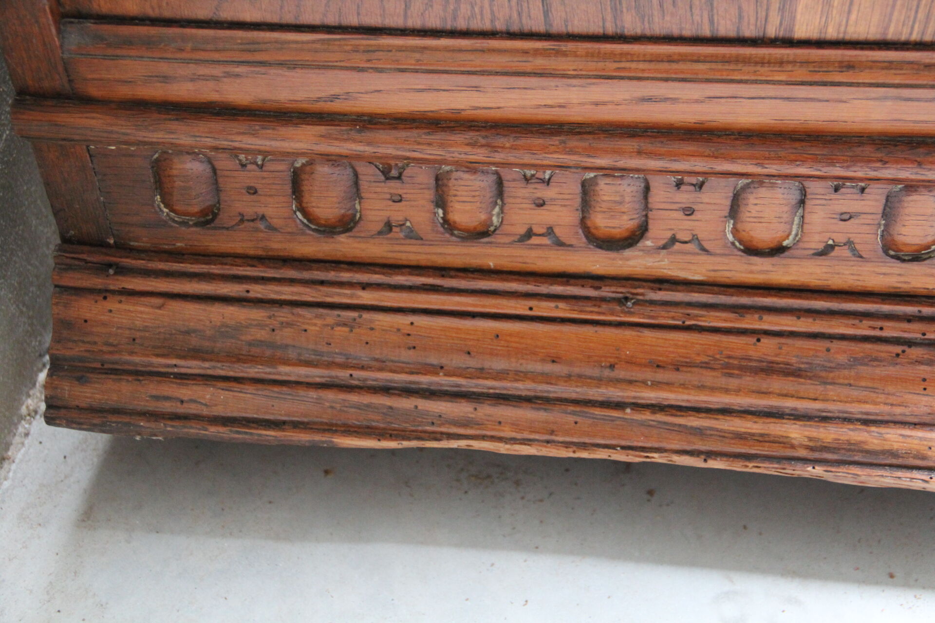 Neo-Renaissance double-body in oak, late 19th century