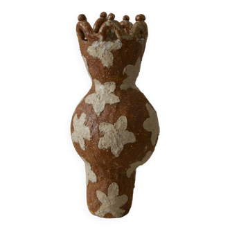 Flowered amphora vase