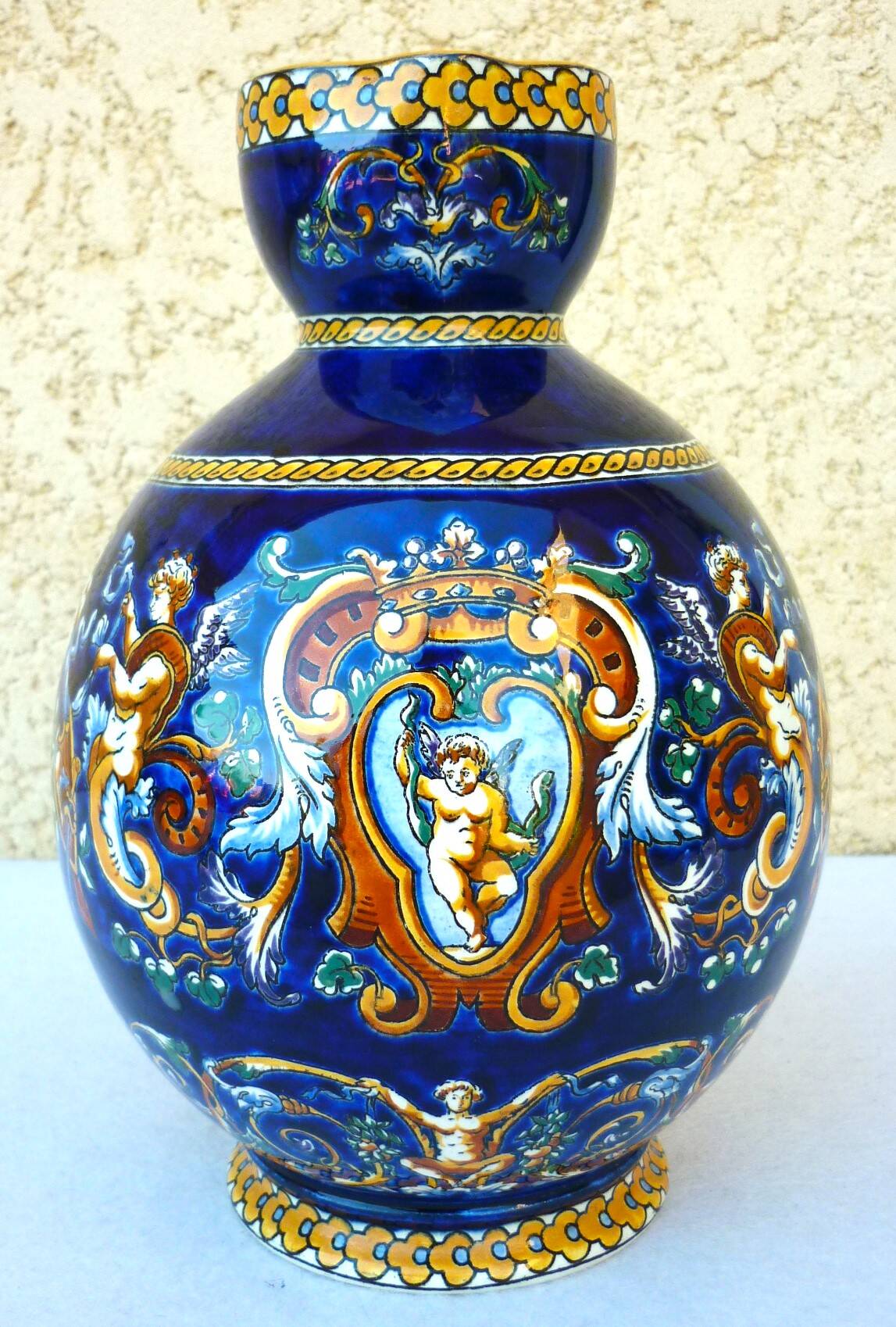 Large pitcher vase, Gien earthenware, Renaissance model, 1940s/50s.