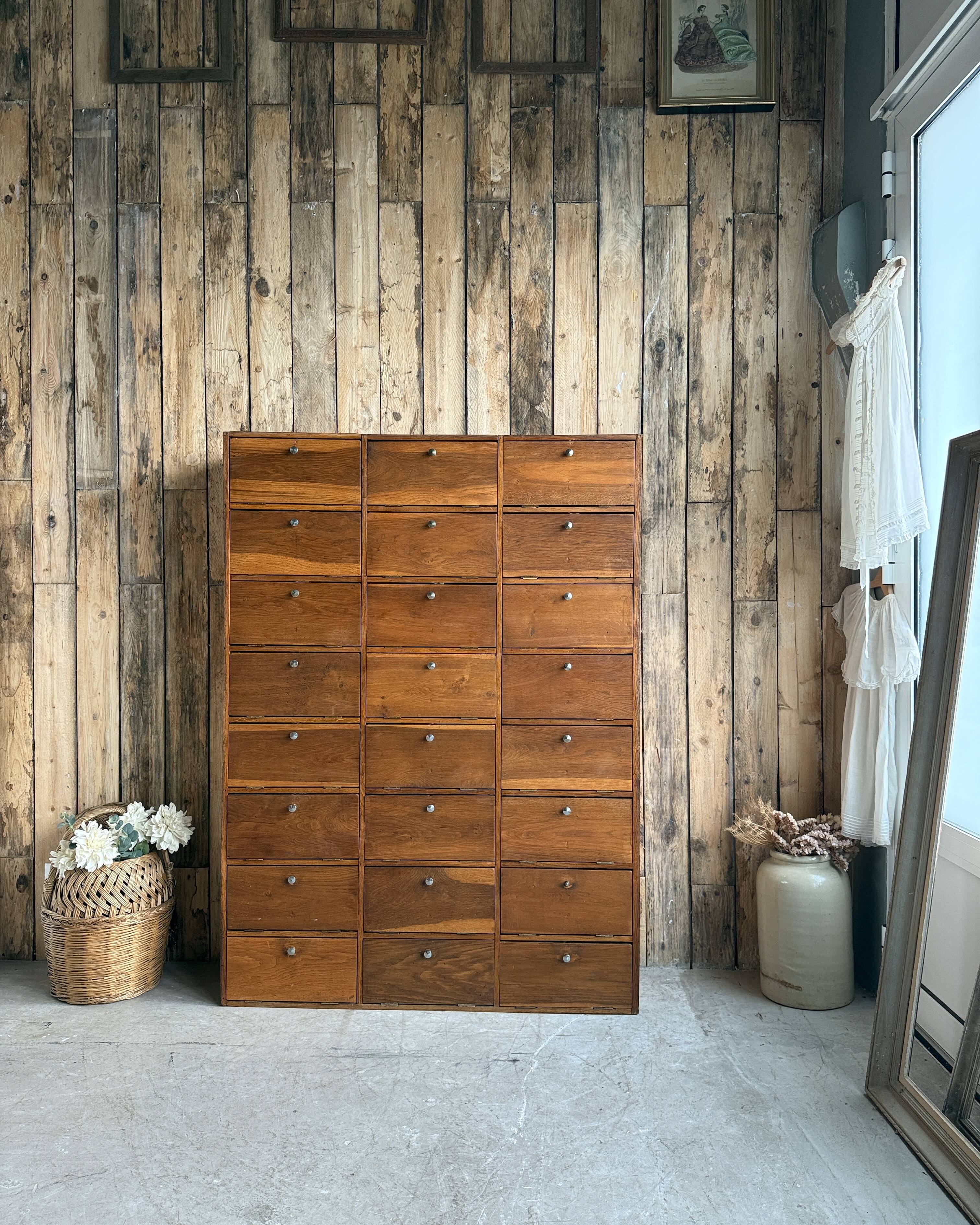 Notary desk with flaps (renovated)