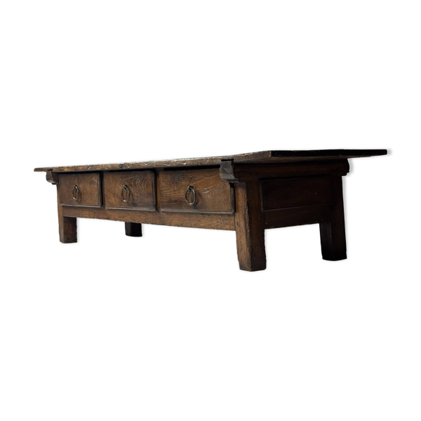 Table basse espagnole du XVIIIe siècle
