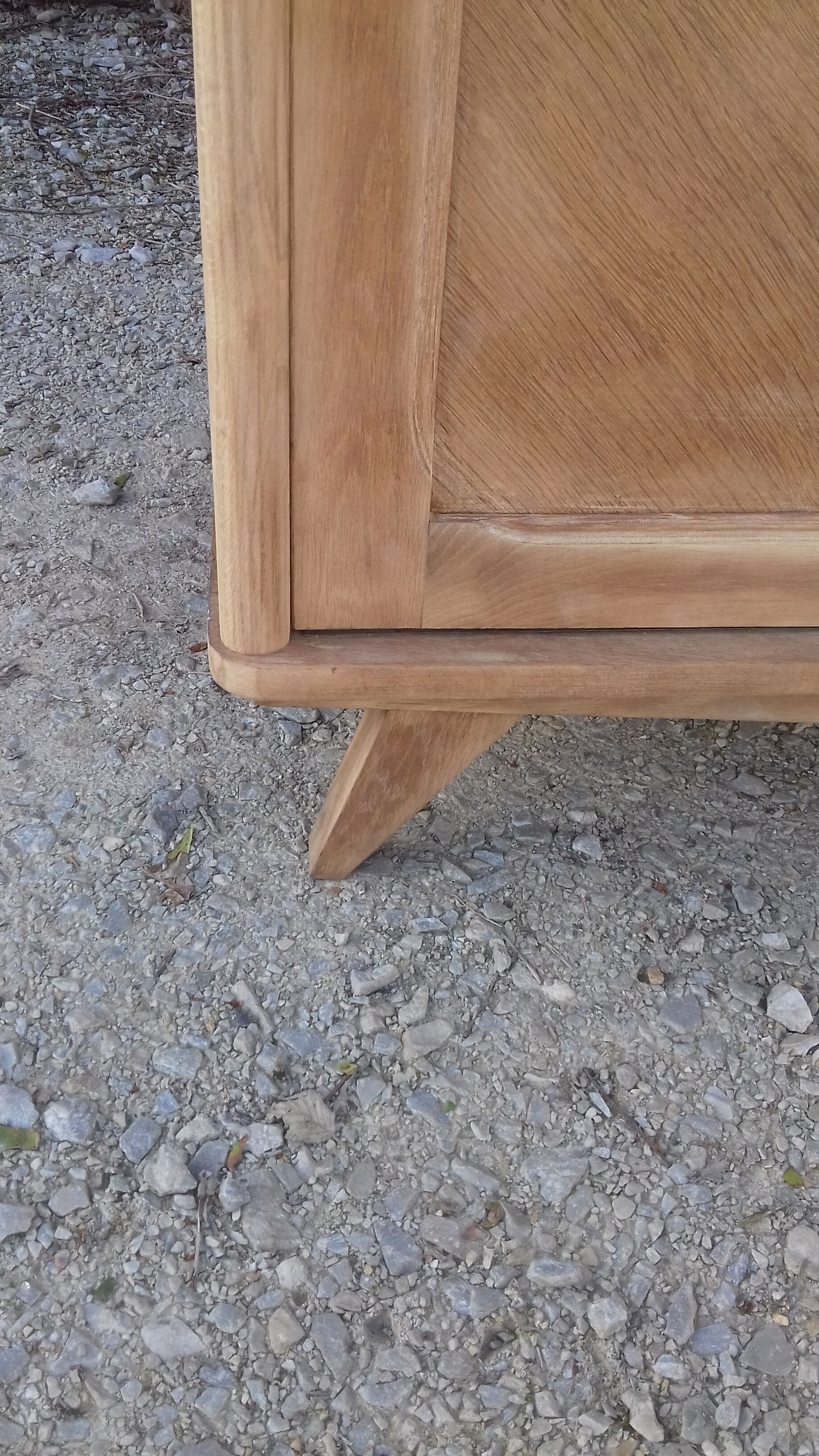 Cabinet feet compass 2 sliding doors wooden gross vintage