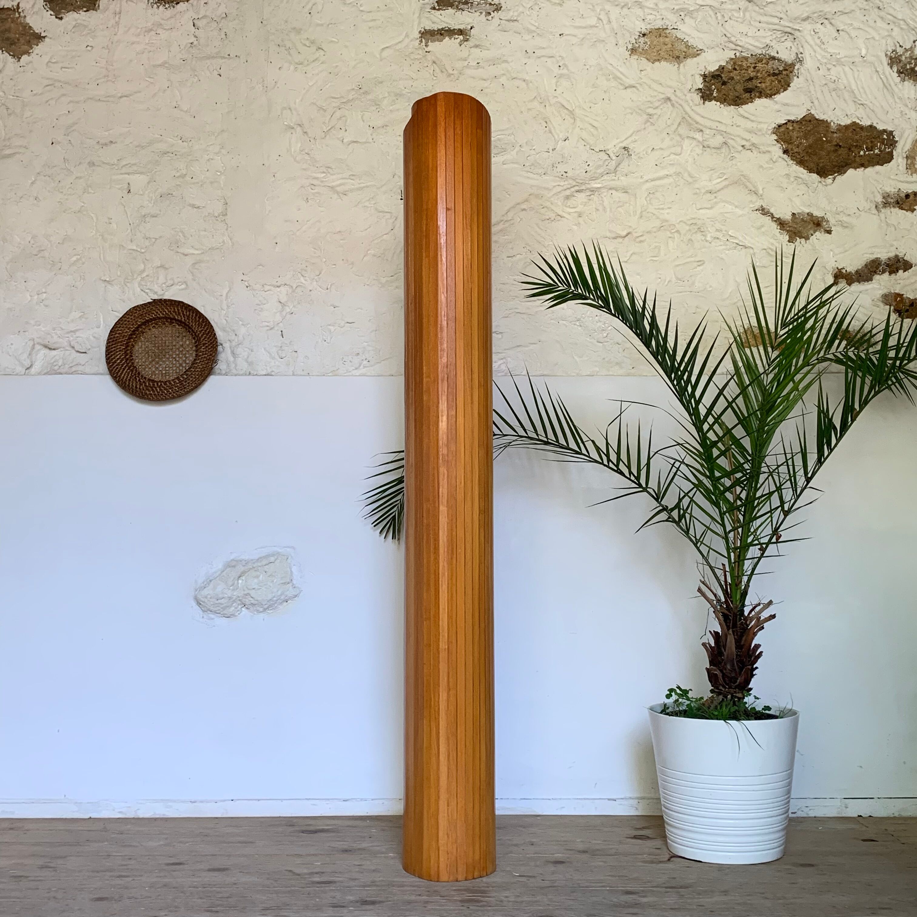 Baumann style vintage wooden slat screen