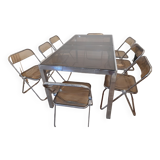 Table and chairs set